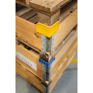 Pallet collar corner