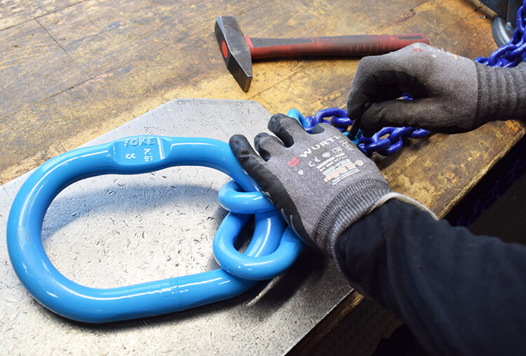 Sustainable operations making chainslings Sustainable operations making chainslings